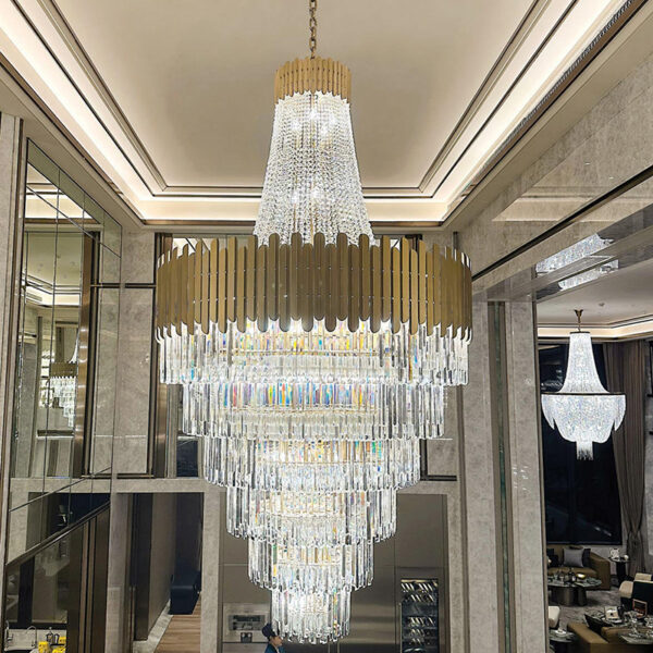 Lampadario di cristallo edificio per uffici
