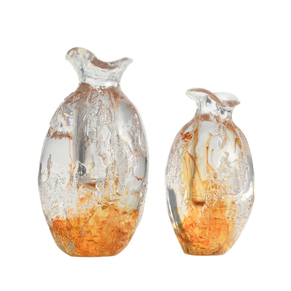 2 conjuntos de vasos de resina âmbar