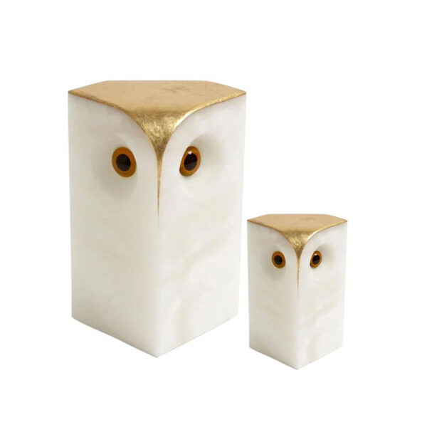 Ornement de table de chouette verticale
