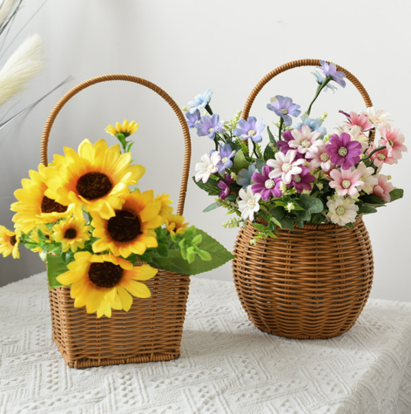 Panier de rangement brun en rotin - Image 3