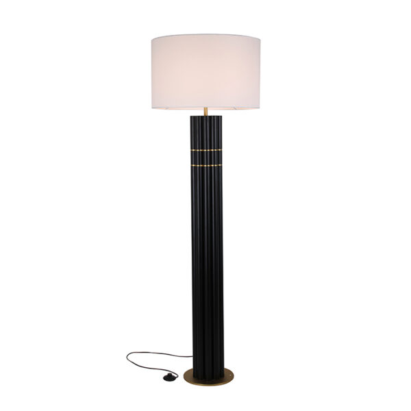 Lampadaire de salle à manger noir