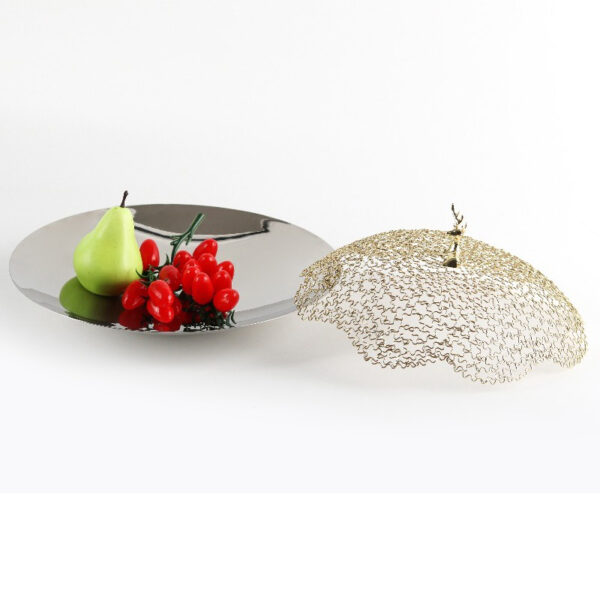 Rotondo con un piatto di frutta sul coperchio - Immagine 2