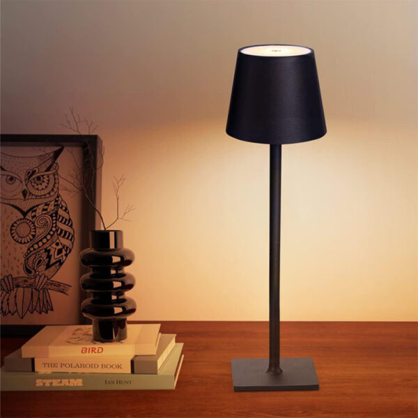 Lampada da tavolo nera ricaricabile - Immagine 2