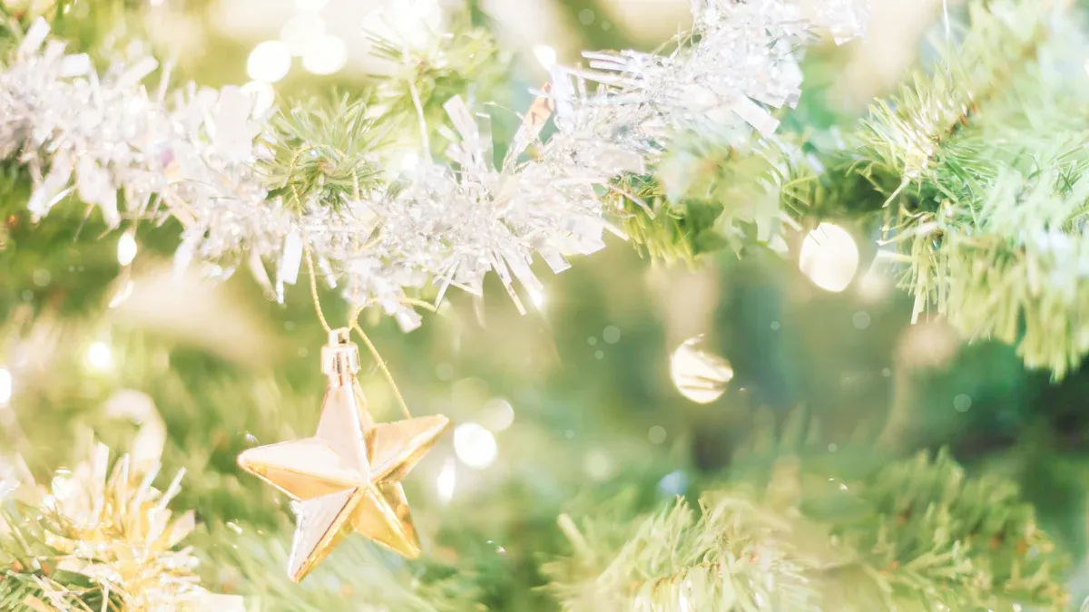 How to Decorate Your Home for Every Season in 2025