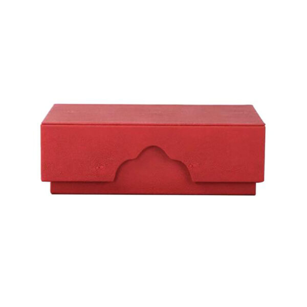 Boîte à bijoux rouge de luxe