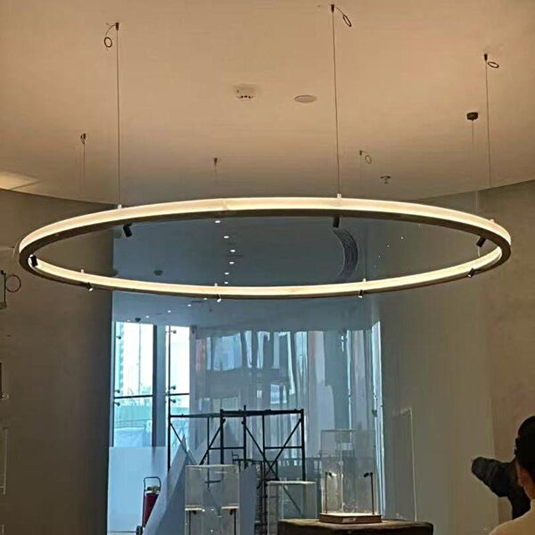 屋内用円形アクリルシャンデリア