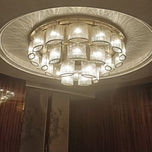 Maßgeschneiderte Deckenlampe aus Glas
