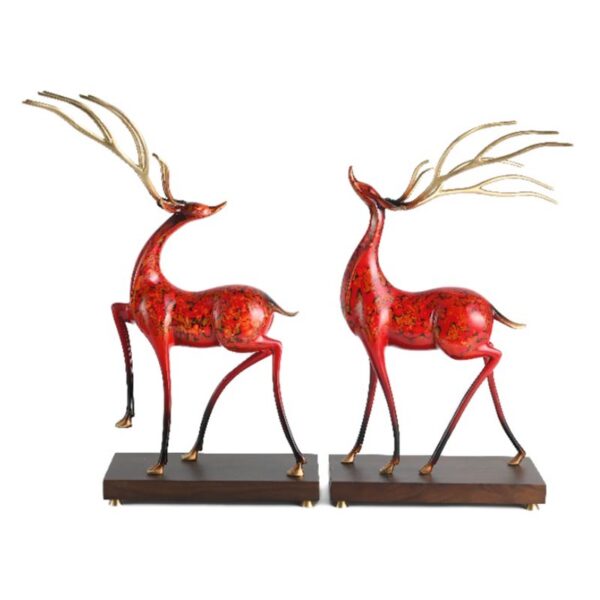 Rotes Sika-Hirsch-Tischdekor