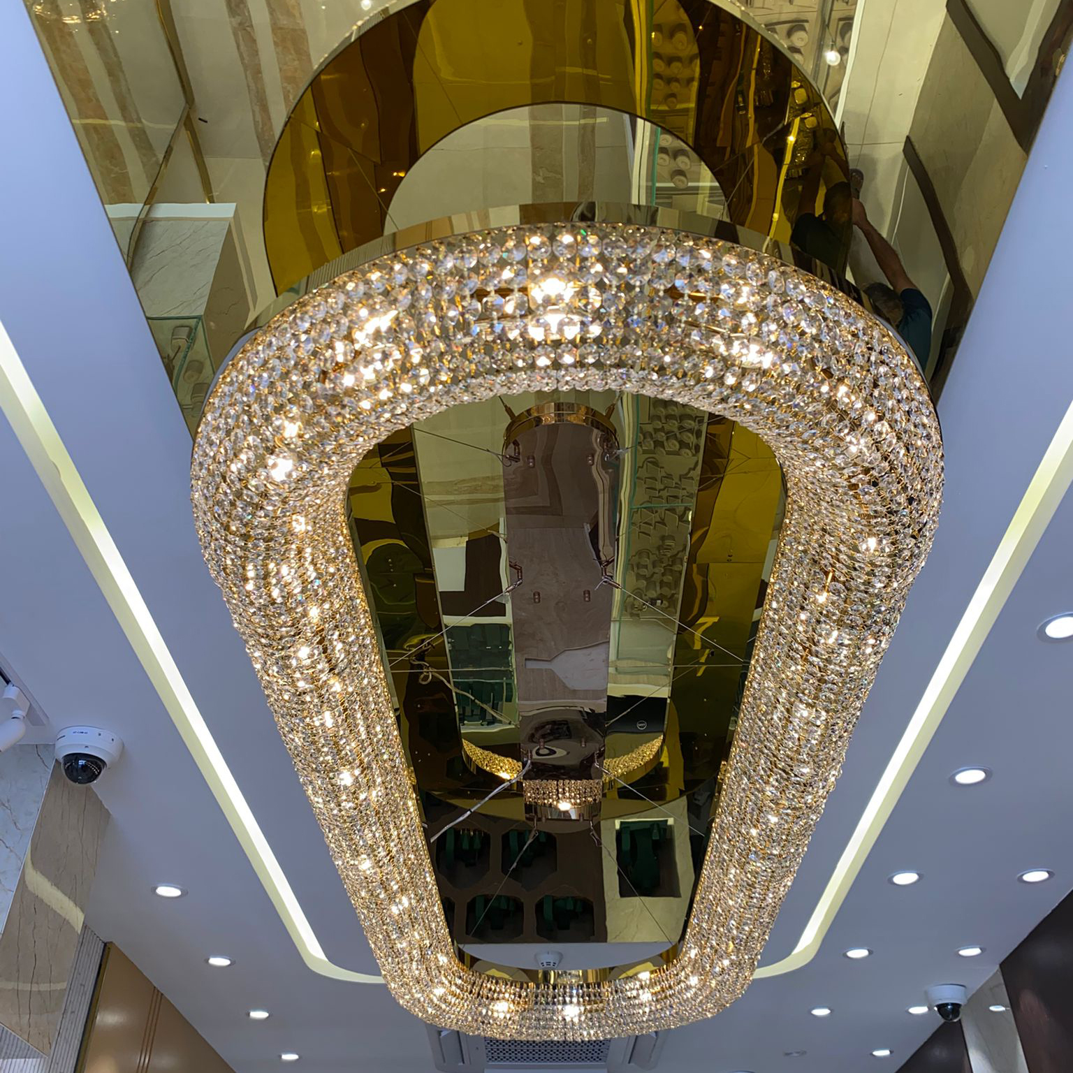 Qatar Jewelry Store Custom Crystal Chandelier Project Case Study