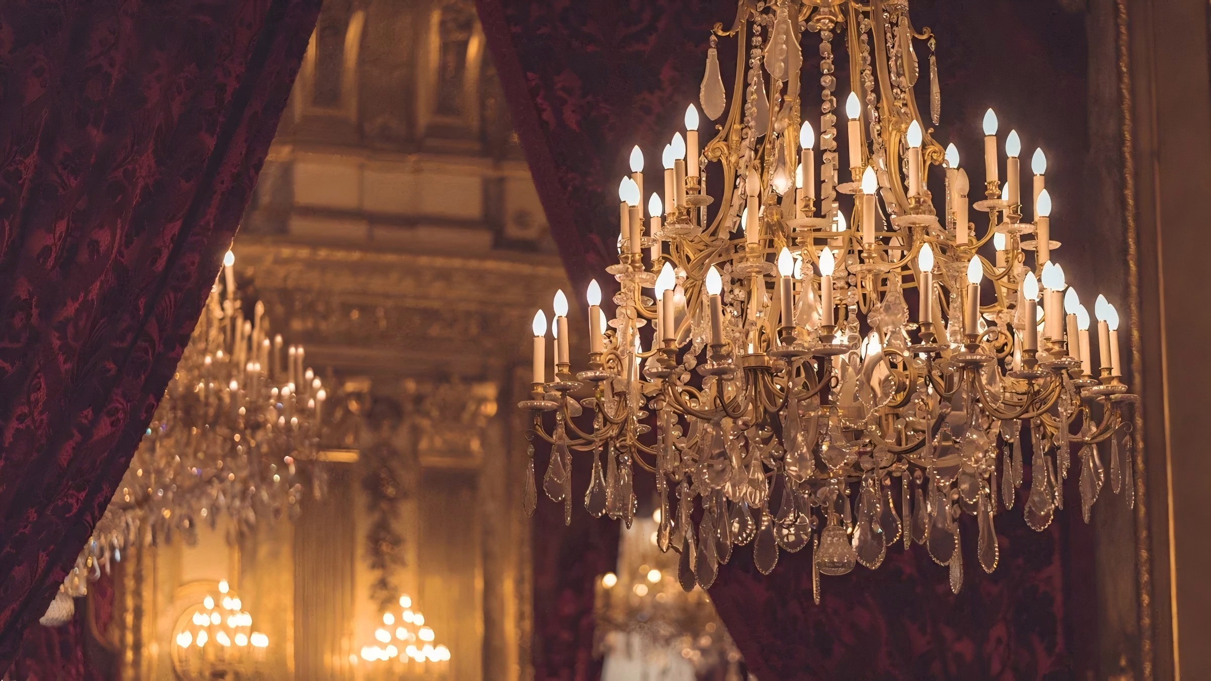 Private Luxury Lighting and Custom Fixtures