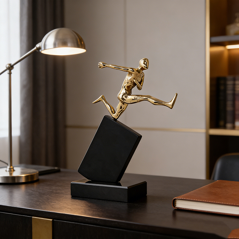 Dynamic Gold Brass & Black Marble-Aluminum Human Figurine Desktop Ornament Set (2 Sizes)